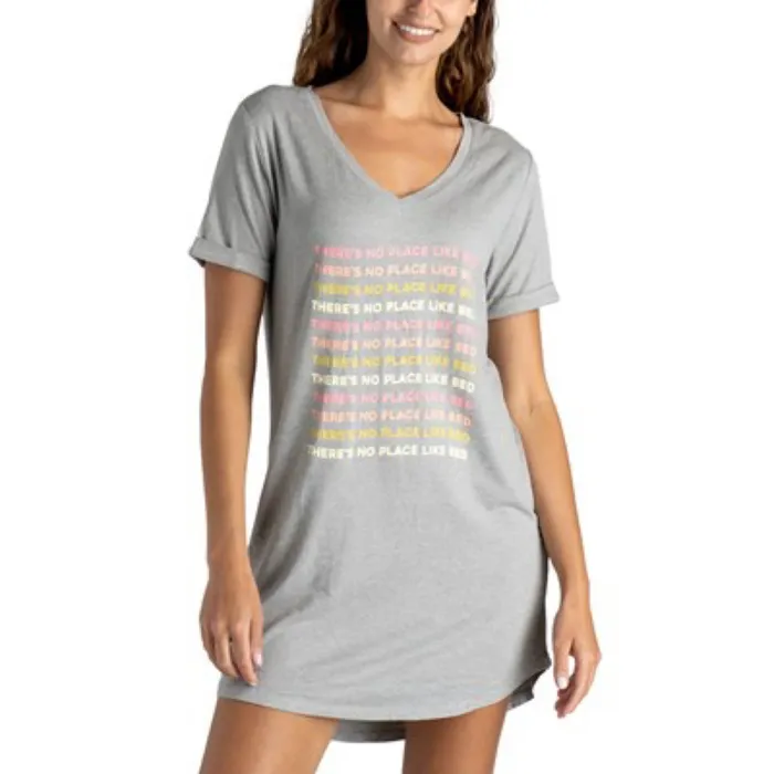 Canadian Gift Concept Earrings Night Shirt