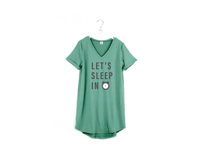 Canadian Gift Concept Earrings Night Shirt