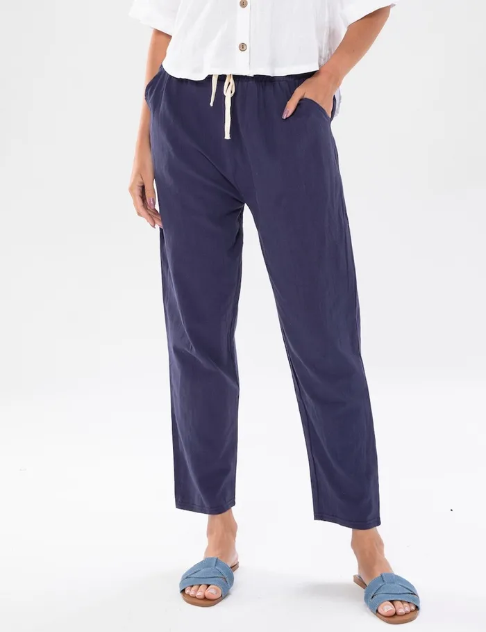Candlewick Gift Shop Cropped Ankle Cotton PantsOneSize Earrings