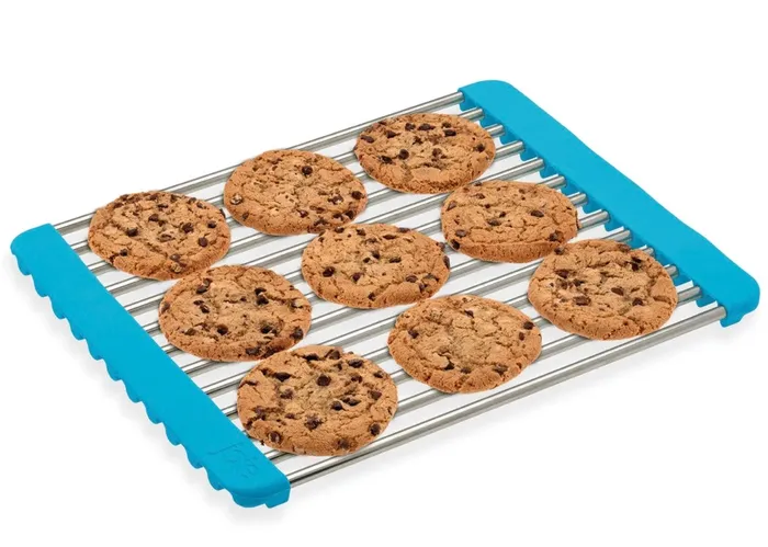 Earrings Wizard Gift Roll Up Cooling Rack by Joie
