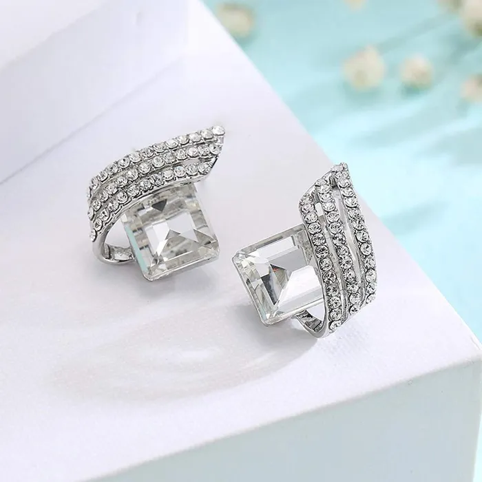Earrings Yellow Chimes Yellow Chimes Silver Plated White Crystal Stud Earrings for Women