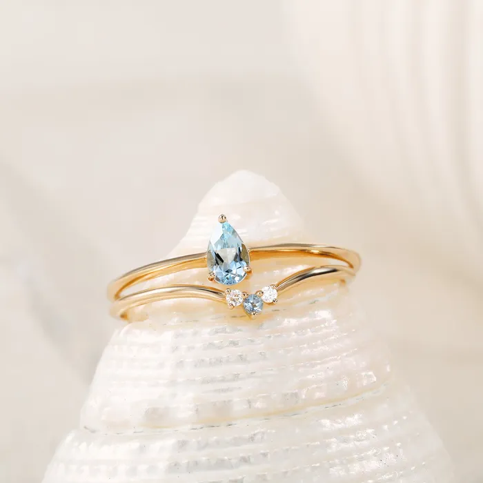 NADIA Aquamarine and Diamond Ring AURELIE GI Rings