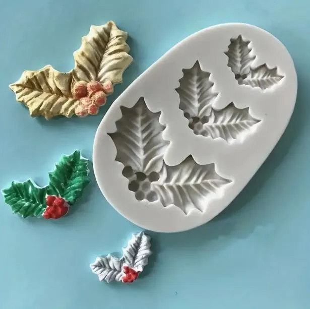 Resin Art Hub Necklaces Holly Leaf Silicone Mold for resin