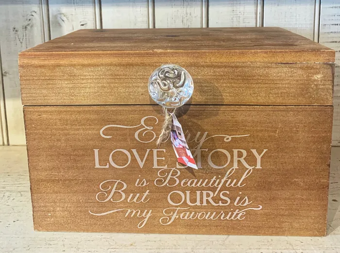 Splash Earrings Wooden Treasure Box