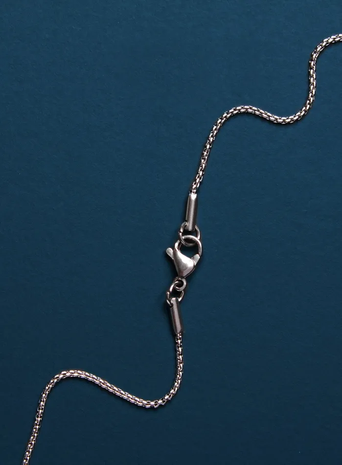 Sweatproof Waterproof Mens Medium Cross Necklace WE ARE ALL SMITH Mens Jewelry Clothing Necklaces
