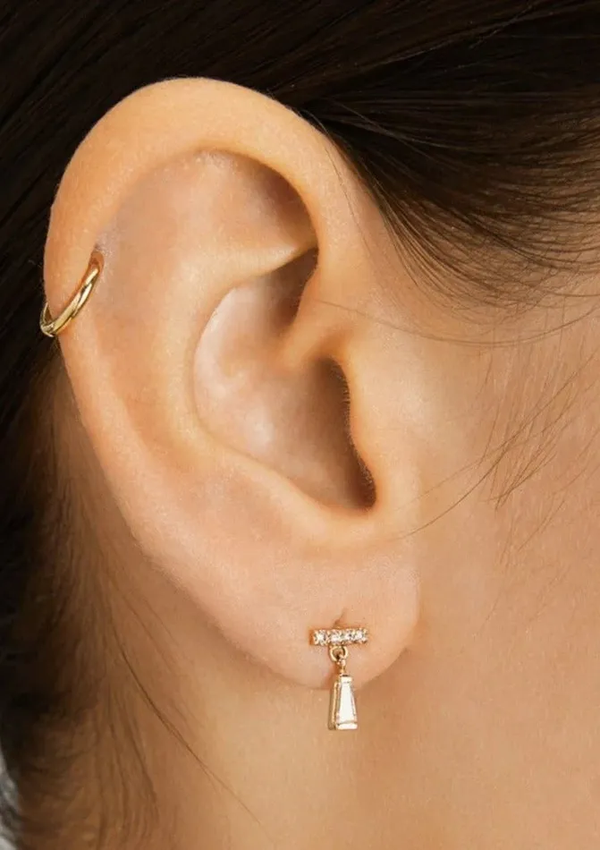 The Diamond Sway Stud Scosha Earrings