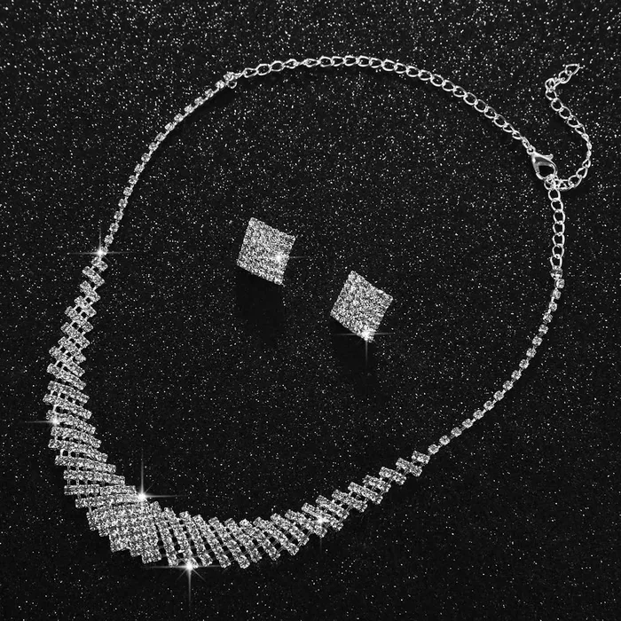 Yellow Chimes Earrings Yellow Chimes Crystal Jewellery Set for Women Crystal Jewelry Set Silver Plated Choker Necklace Set with Earrings for Women and Girls