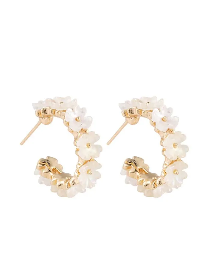Yellow Chimes Earrings Yellow Chimes Earrings For Women Gold Tone Floral designed Crystal Studded Half Bali Clip On Hoop Earrings For Women and Girls Yellow Chimes Earrings Yellow Chimes Earrings For Women Gold Tone Floral designed Crystal Studded Half Bali Clip On Hoop Earrings For Women and Girls