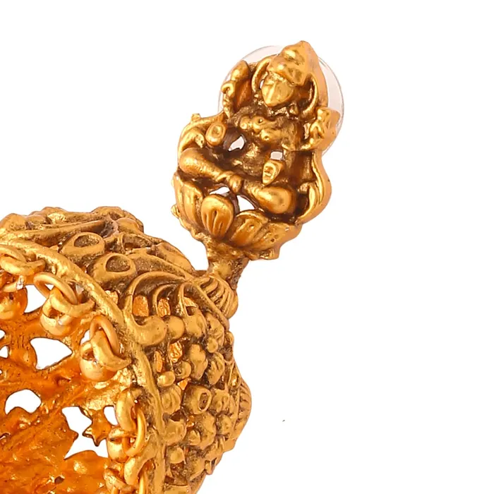 Yellow Chimes Earrings Yellow Chimes Jewellery Set for Women Gold Plated Traditional Temple Jewellery Set Antique Necklace Set with Earrings and Maangtikka for Women and Girls