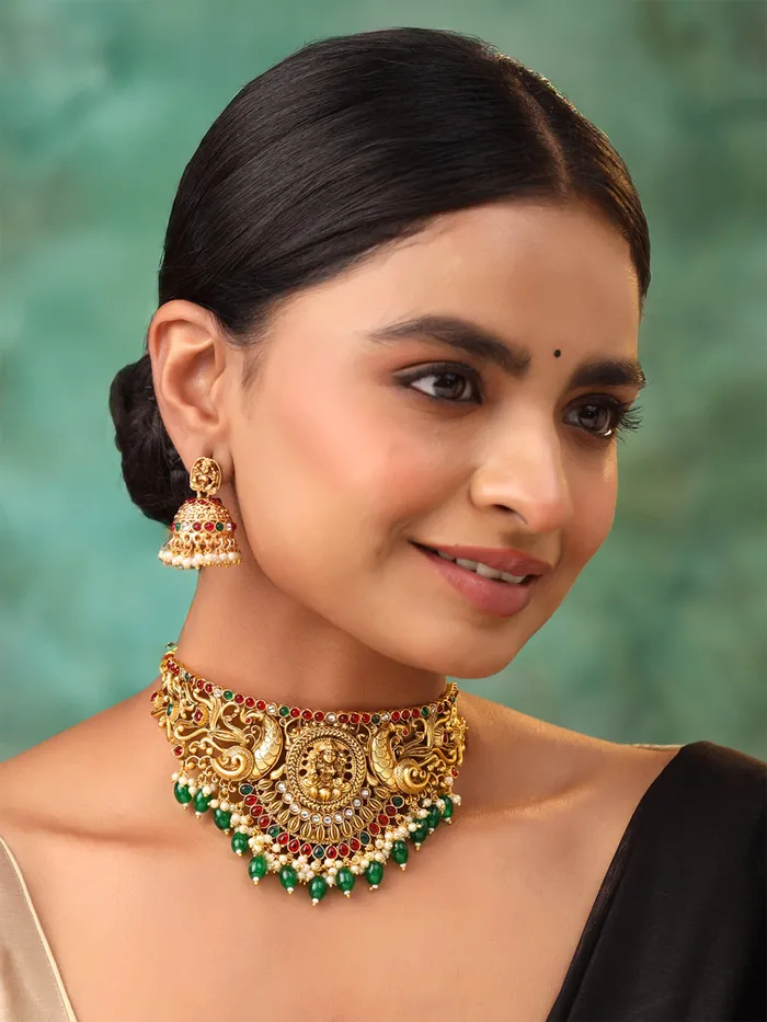 Yellow Chimes Necklaces Traditional Jewellery Set Ethnic Gold Plated Choker Necklace Adjustable Length Gold