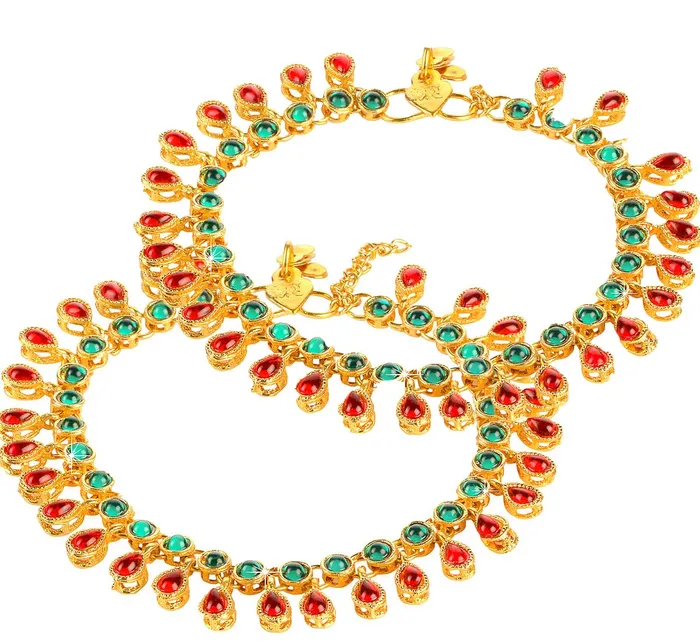 Yellow Chimes Traditional Captive Beauty Gold Plated Payal Anklets for Women and Girls Yellow Chimes Bracelets